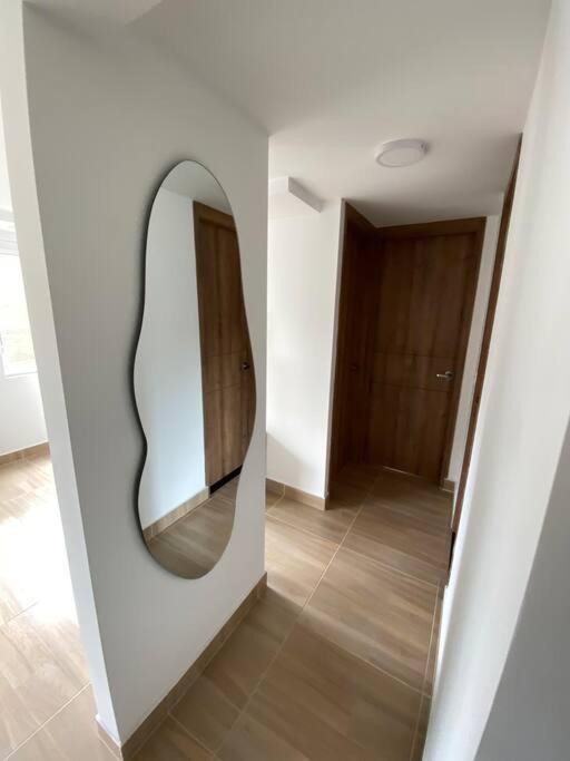 De Lujo Fontibon Cerca Al Aeropuerto Y Terminal De Transportes Appartement *